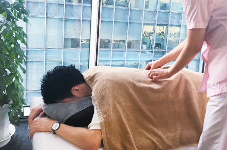 マッサージルームの風景